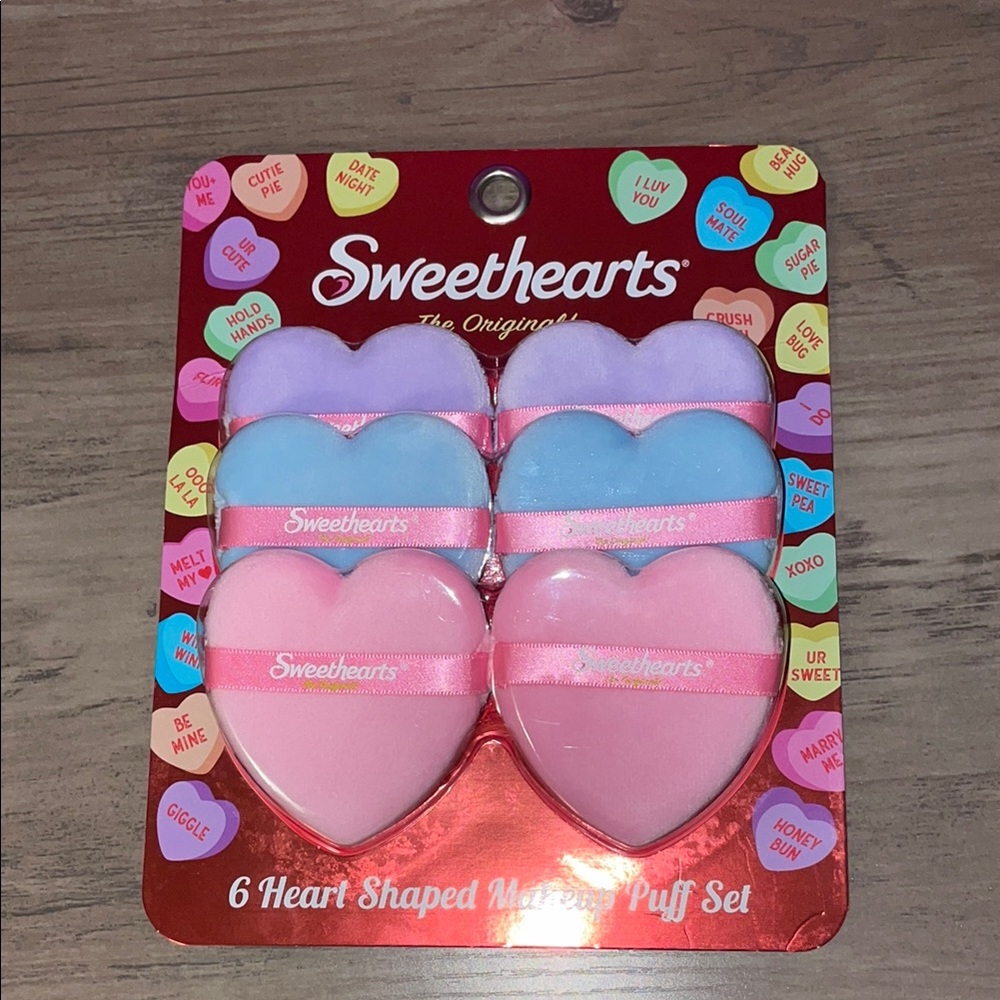 Sweethearts Heart Shaped Makeup Puff Set - Picture 1 of 3